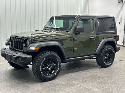 Used 2022 Jeep Wrangler Willys image 4