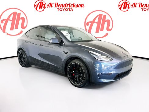 Used 2020 Tesla Model Y Long Range image 1