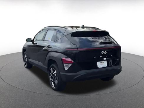 Used 2025 Hyundai Kona SEL image 9