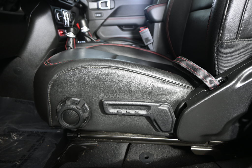 Used 2023 Jeep Gladiator Rubicon AWD/4WD image 24