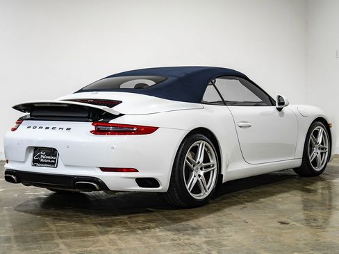 Used 2017 Porsche 911 Carrera image 10