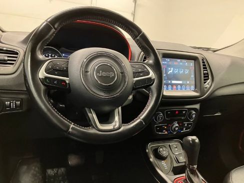 Used 2020 Jeep Compass Trailhawk AWD/4WD image 62