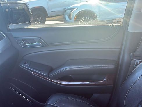 Used 2018 GMC Yukon SLT image 23