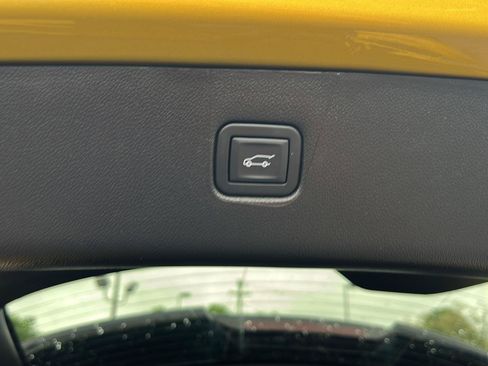 Used 2024 Chevrolet Blazer RS FWD image 23