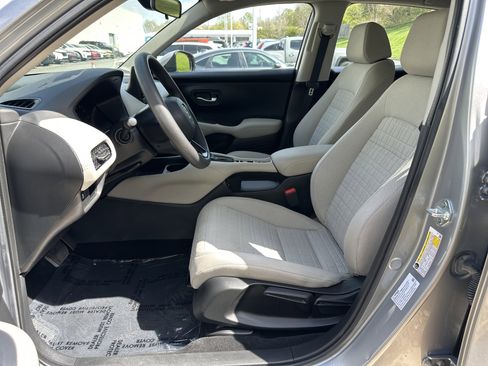 Used 2024 Honda HR-V LX image 15