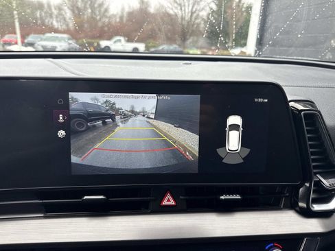 Used 2024 Kia Sportage EX image 22