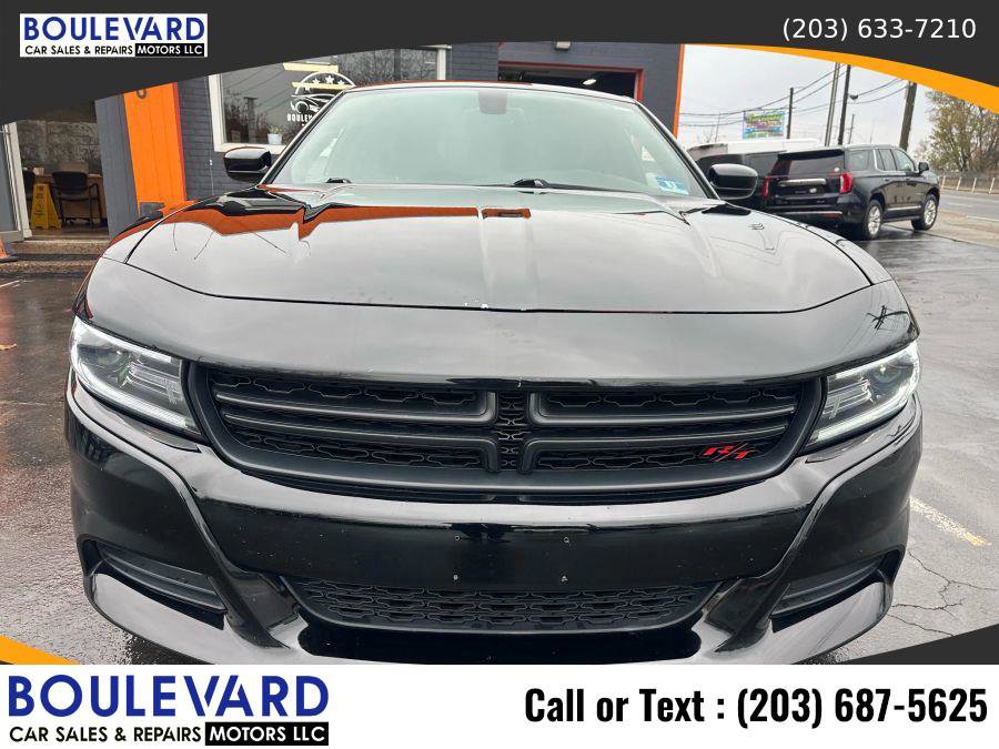 Used 2016 Dodge Charger R/T RWD image 1