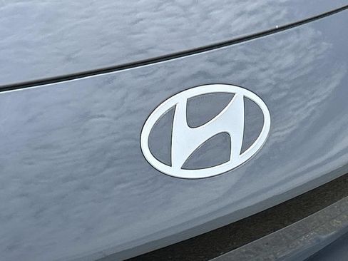 Certified 2024 Hyundai Ioniq 6 SE RWD image 11