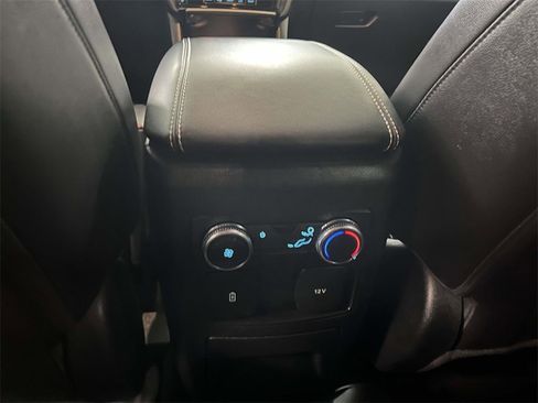 Used 2022 Ford Explorer ST image 15