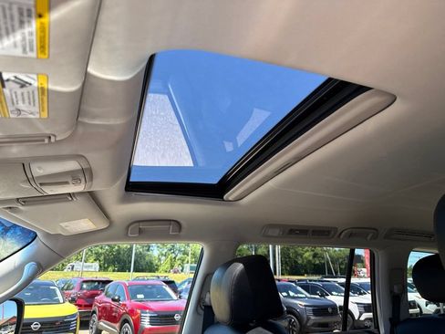 Used 2017 Nissan Armada Platinum w/ Captain Seat Package AWD/4WD image 16