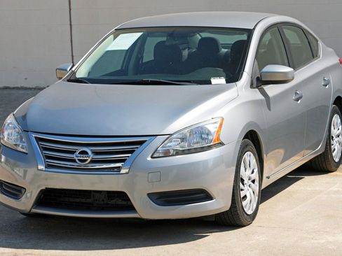 Used 2014 Nissan Sentra SV FWD image 37