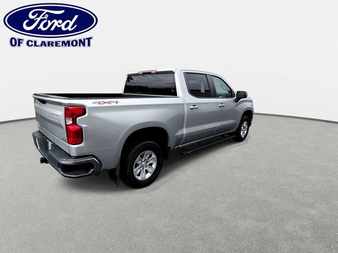 Used 2019 Chevrolet Silverado 1500 LT w/ Fleet Comfort Package AWD/4WD image 8