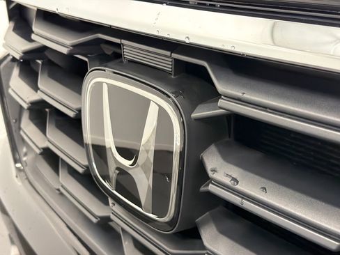 Used 2025 Honda Pilot EX-L image 13