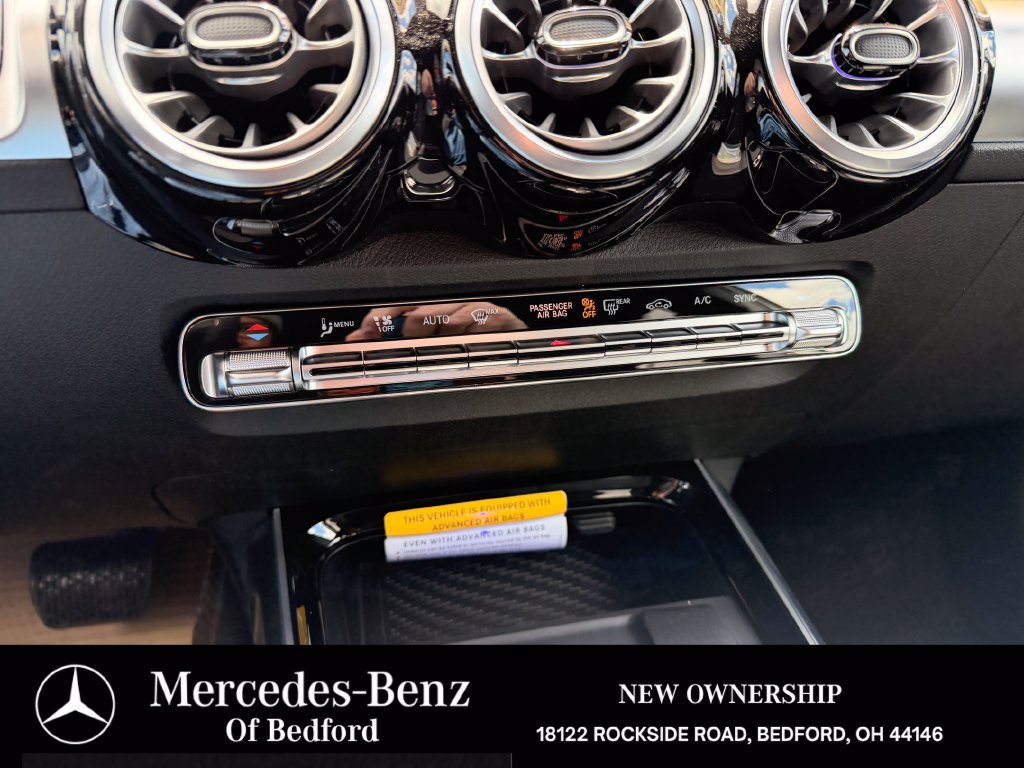 New 2026 Mercedes-Benz GLB 250 4MATIC image 17