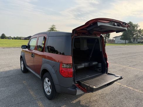 Used 2005 Honda Element EX image 9
