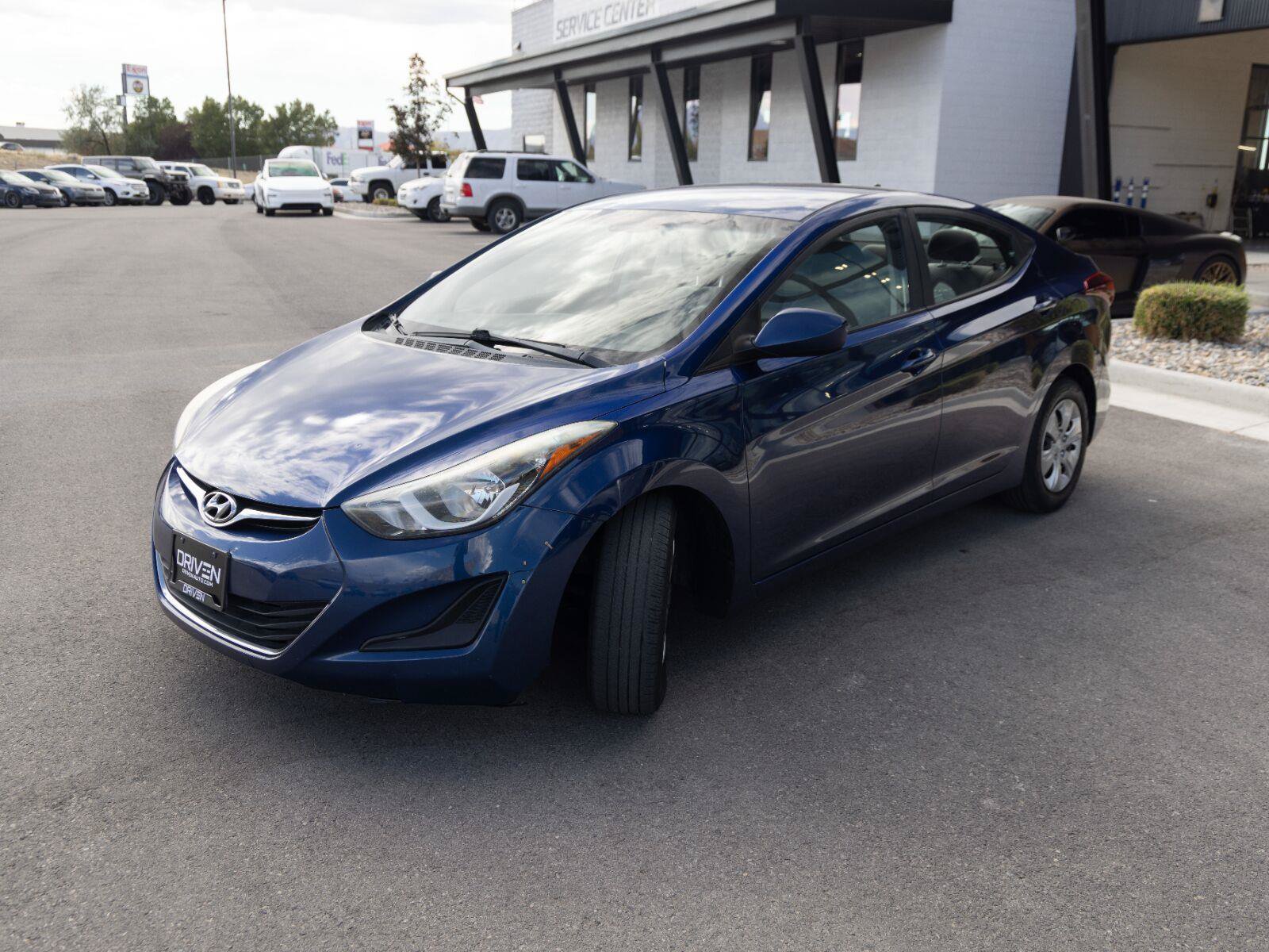Used 2016 Hyundai Elantra SE FWD image 4