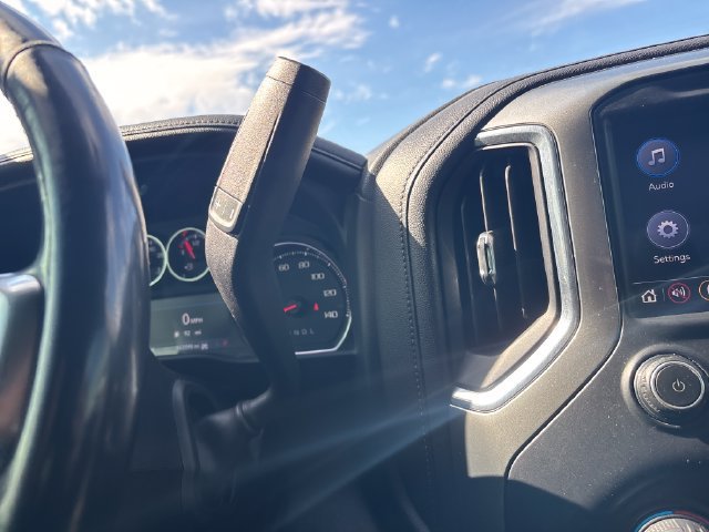 Used 2019 Chevrolet Silverado 1500 LTZ AWD/4WD image 21
