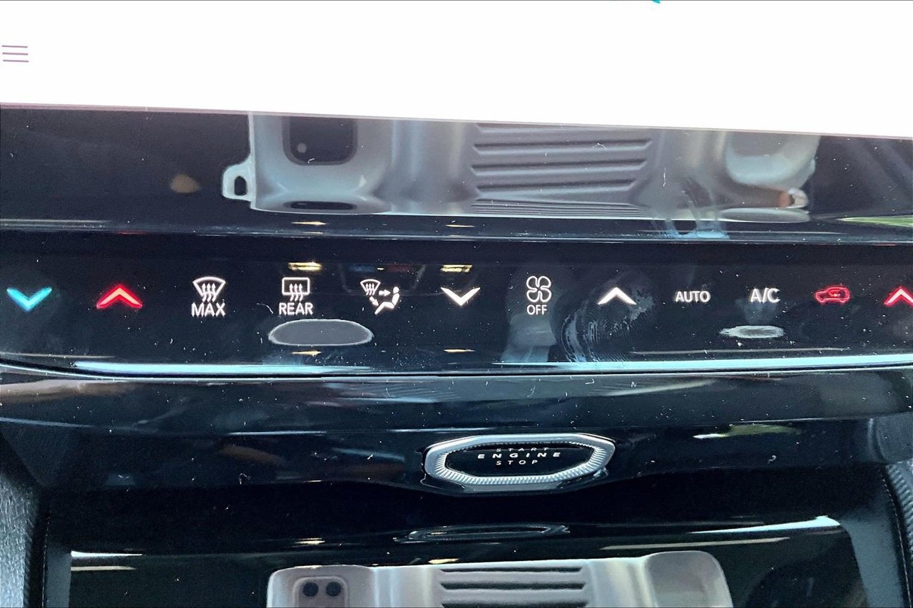 New 2027 Jeep Grand Cherokee Altitude AWD/4WD image 16