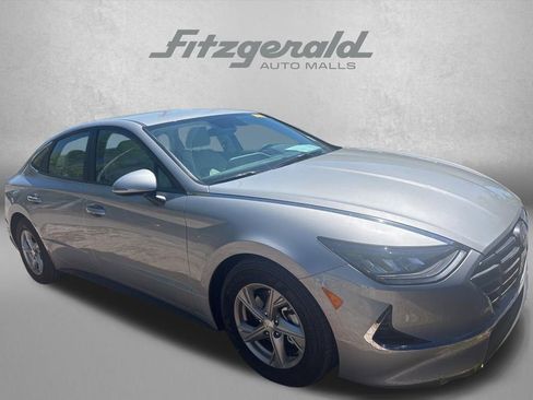 Used 2023 Hyundai Sonata SE image 1