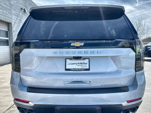 New 2026 Chevrolet Suburban Premier AWD/4WD image 13