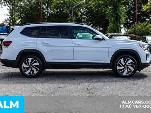 Used 2025 Volkswagen Atlas SE FWD image 10