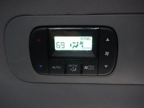 Used 2023 Honda Odyssey Touring image 49