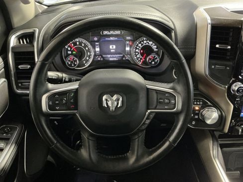 Used 2022 RAM 1500 Laramie AWD/4WD image 17