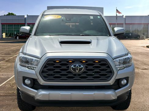 Used 2023 Toyota Tacoma TRD Sport w/ Advanced Technology Package AWD/4WD image 2