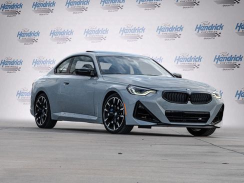 Used 2025 BMW M240i Coupe image 2