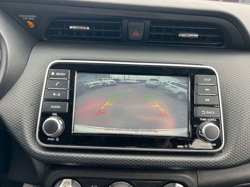 Used 2022 Nissan Kicks S FWD image 29