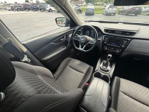 Used 2018 Nissan Rogue SV FWD image 31