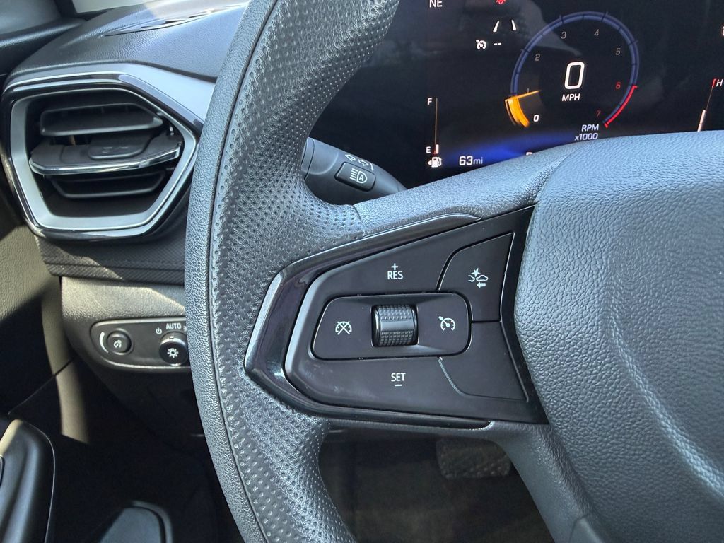 Used 2025 Chevrolet TrailBlazer LT FWD image 20