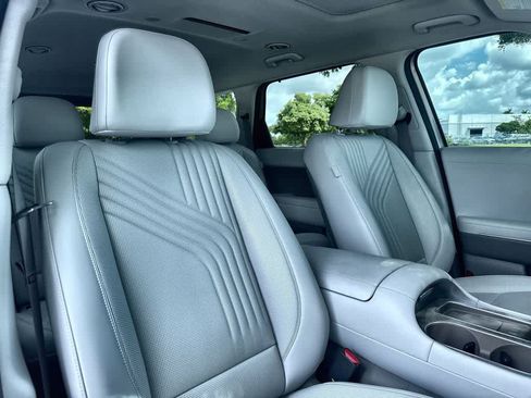 Used 2026 Hyundai Palisade SEL FWD image 27