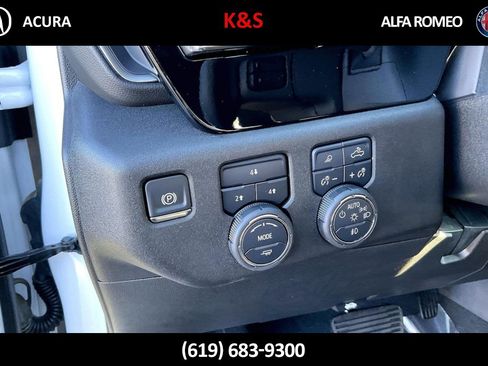 Used 2025 Chevrolet Silverado 3500 LT w/ Safety Package AWD/4WD image 38