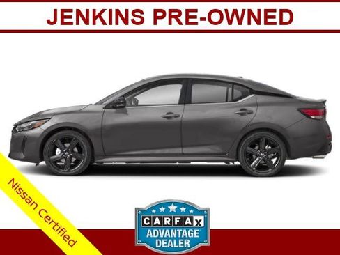 Certified 2024 Nissan Sentra SR w/ SR Premium Package FWD image 6