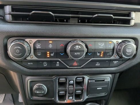 New 2026 Jeep Wrangler Sport S image 30