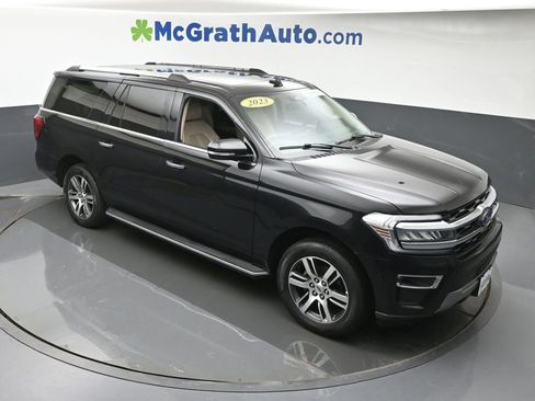 Used 2023 Ford Expedition Max Limited image 3