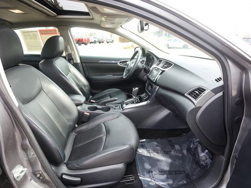 Used 2018 Nissan Sentra SR Turbo w/ Premium Package (P03) image 21