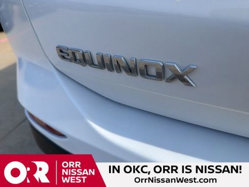 Used 2022 Chevrolet Equinox LT FWD image 10