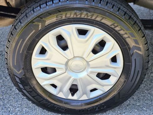 Used 2024 Ford Transit 350 XLT RWD image 10