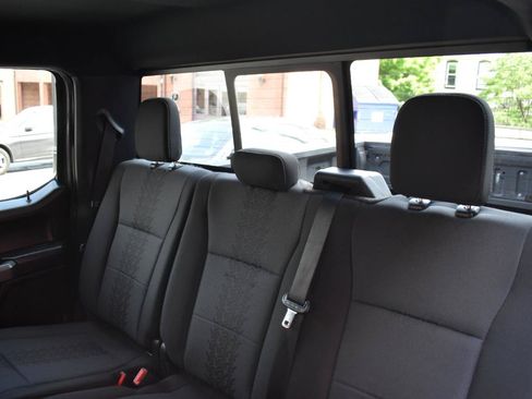 Used 2020 Ford F150 XLT w/ Equipment Group 302A Luxury AWD/4WD image 15