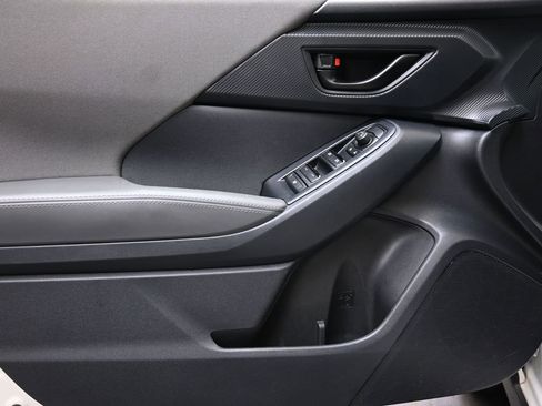 Used 2024 Subaru Crosstrek 2.0i Premium image 23