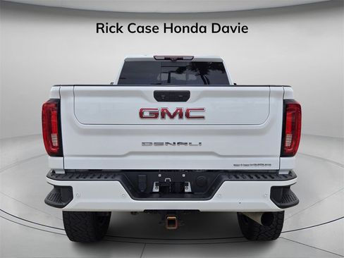 Used 2020 GMC Sierra 2500 Denali w/ Denali Ultimate Package image 6