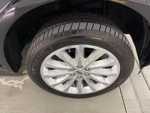 Used 2019 Ford F150 Limited w/ Trailer Tow Package image 5