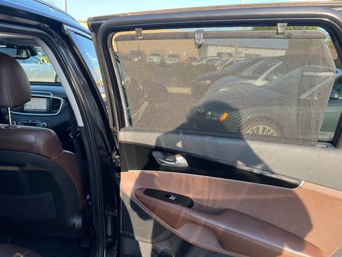 Used 2019 Kia Sorento SX AWD/4WD image 26