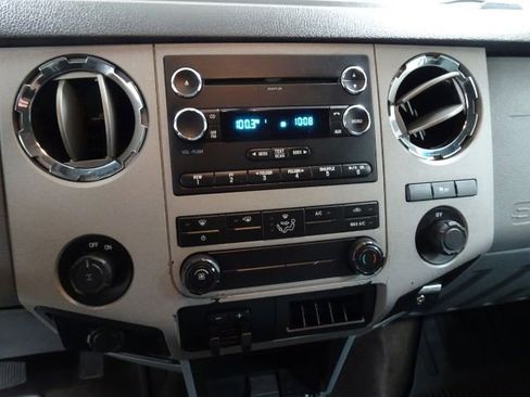 Used 2015 Ford F250 XLT w/ XLT Value Package image 32