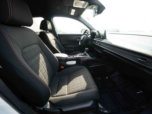 Used 2024 Honda HR-V Sport image 27