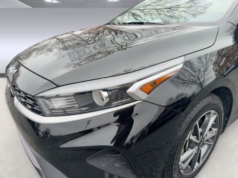 Used 2023 Kia Forte LXS image 11