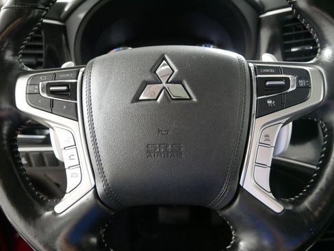 Used 2018 Mitsubishi Outlander GT AWD/4WD image 25