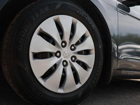 Used 2012 Honda Accord LX image 28